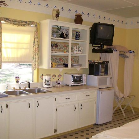 Kelumac Christmas Tree Farm B&B 브라이언 외부 사진